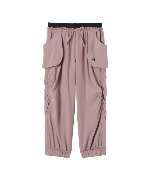le coq sportif(ルコックスポルティフ)の「シャーリングクロップドパンツ(その他パンツ・レディース・ピンク/ブラック・S/L/XL/M)」の2枚目の写真