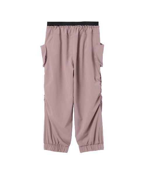 le coq sportif(ルコックスポルティフ)の「シャーリングクロップドパンツ(その他パンツ・レディース・ピンク/ブラック・S/L/XL/M)」の4枚目の写真