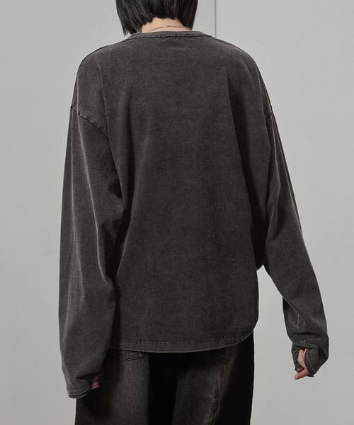 Alfred Alex（アルフレッドアレックス）の「【Alfred Alex】ヴィンテージライクパウダーブリーチ加工ワンポイント刺繍ヘンリーネックロンT（Tシャツ/カットソー・メンズ・チャコール/ワインレッド/グレイッシュブルー/ブラック・M/L）」の17枚目の写真