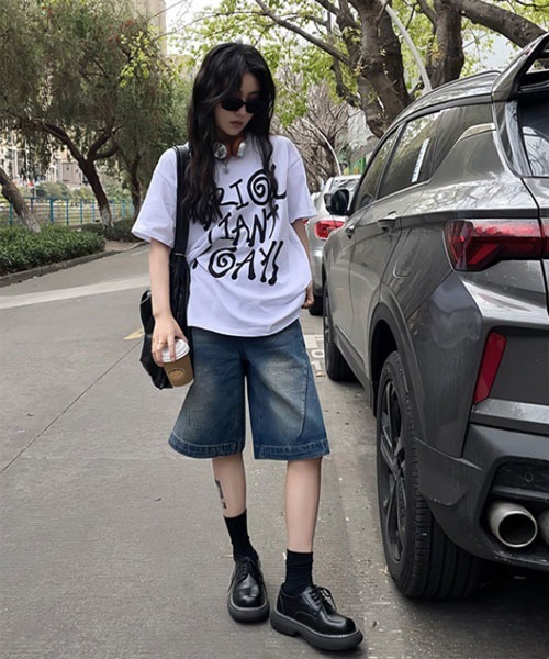 Mayree（メイリー）の「【Mayree】ハーフデニムパンツ　ハーフバギーパンツ（デニムパンツ・レディース・ブルー・LARGE/MEDIUM/SMALL）」の3枚目の写真