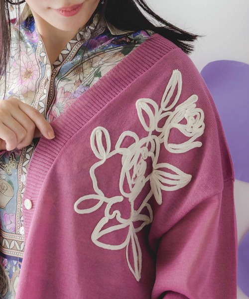 552276：バラ柄コード刺繍 シアーニットカーディガン