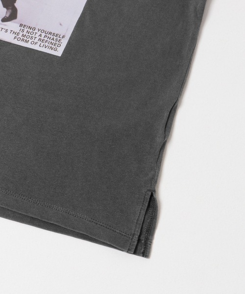 SENSE OF PLACE by URBAN RESEARCH（センスオブプレイスバイアーバンリサーチ）の「アソートフォトTシャツ(半袖)（Tシャツ/カットソー・レディース・チャコールグレー/オフホワイト/ライトベージュ・ONE）」の4枚目の写真