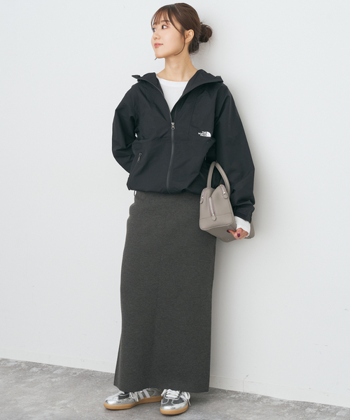 Spick & Span(スピックアンドスパン)の「adidas / アディダス SAMBA OG W(スニーカー・レディース・シルバー・24.5cm/24cm/23.5cm/23cm)」の4枚目の写真