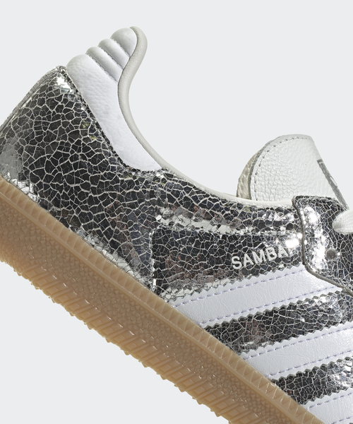 Spick & Span(スピックアンドスパン)の「adidas / アディダス SAMBA OG W(スニーカー・レディース・シルバー・24.5cm/24cm/23.5cm/23cm)」の13枚目の写真