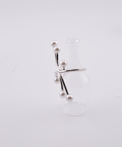 BROTHERHOOD(ブラザーフッド)の「【earyear】Pearl Stem Ring(リング・レディース・シルバー・FREE)」の3枚目の写真