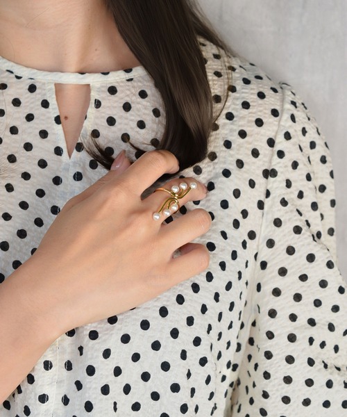 BROTHERHOOD(ブラザーフッド)の「【earyear】Pearl Stem Ring(リング・レディース・シルバー・FREE)」の8枚目の写真