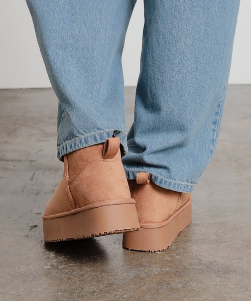 Honeys（ハニーズ）の「厚底フェイクムートン（ブーツ・レディース・キャメル/ベージュ/ブラック・S/M/LL/L）」の10枚目の写真