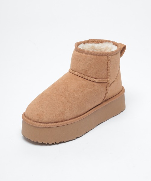 Honeys（ハニーズ）の「厚底フェイクムートン（ブーツ・レディース・キャメル/ベージュ/ブラック・S/M/LL/L）」の15枚目の写真