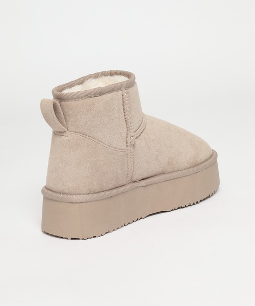 Honeys（ハニーズ）の「厚底フェイクムートン（ブーツ・レディース・キャメル/ベージュ/ブラック・S/M/LL/L）」の19枚目の写真