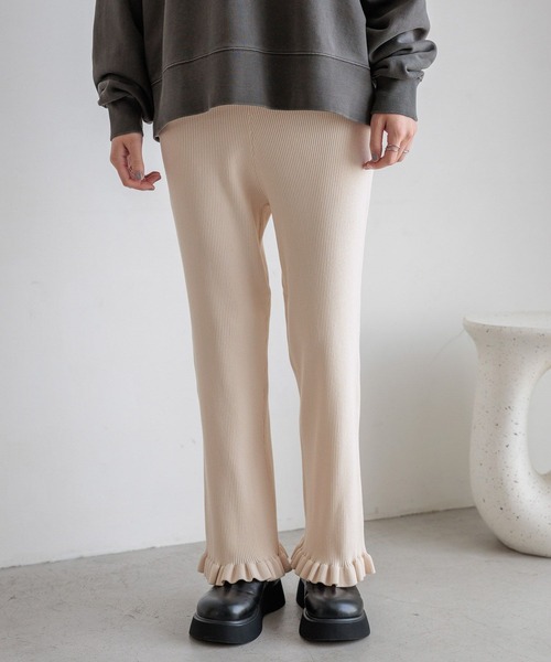 LOWRYS FARM（ローリーズファーム）の「スソフリルニットパンツ　580830（その他パンツ・レディース・ブラック/アイボリー/ブラウン・FREE）」の14枚目の写真