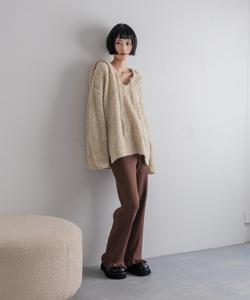 LOWRYS FARM（ローリーズファーム）の「スソフリルニットパンツ　580830（その他パンツ・レディース・ブラック/アイボリー/ブラウン・FREE）」の10枚目の写真