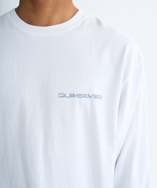 Quiksilver(クイックシルバー)の「DESERT WAVES LT/クイックシルバーバックプリント長袖ロンT(Tシャツ/カットソー・メンズ・ホワイト/ブラック/ブルー・MEDIUM/LARGE/X-LARGE)」の4枚目の写真
