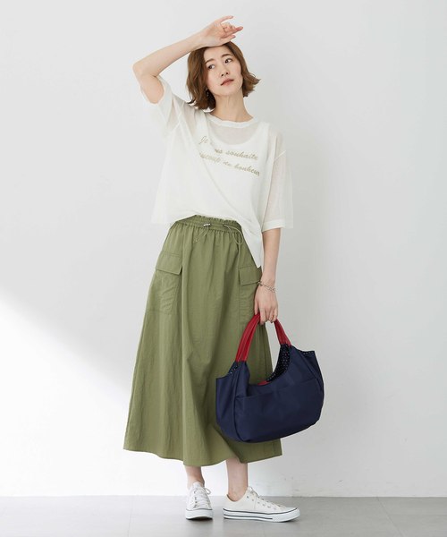 Petit Honfleur（プチオンフルール）の「ポケットロングスカート【撥水・通年素材・ウエストゴム】（スカート・レディース・ブラック/カーキ・M/L）」の15枚目の写真