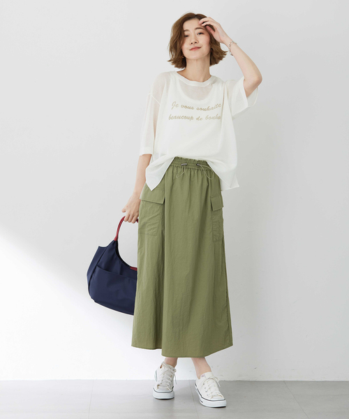 Petit Honfleur（プチオンフルール）の「ポケットロングスカート【撥水・通年素材・ウエストゴム】（スカート・レディース・ブラック/カーキ・M/L）」の16枚目の写真