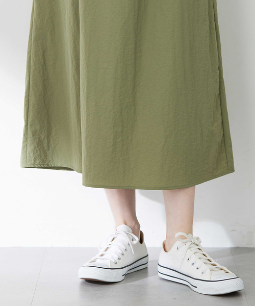 Petit Honfleur（プチオンフルール）の「ポケットロングスカート【撥水・通年素材・ウエストゴム】（スカート・レディース・ブラック/カーキ・M/L）」の19枚目の写真