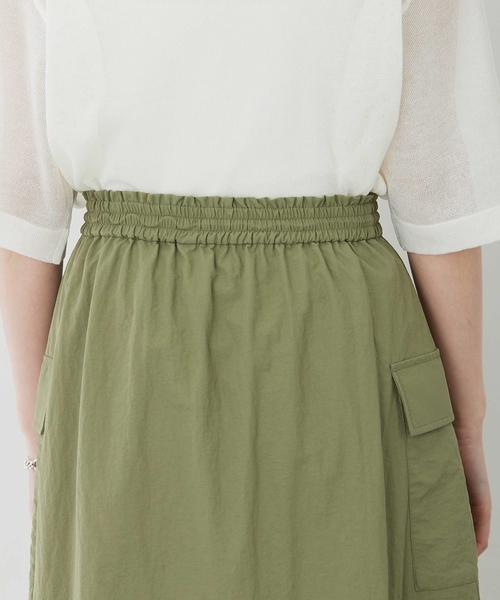 Petit Honfleur（プチオンフルール）の「ポケットロングスカート【撥水・通年素材・ウエストゴム】（スカート・レディース・ブラック/カーキ・M/L）」の21枚目の写真