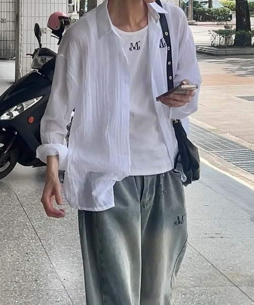 MUCENT(ムセント)の「【日本未発売/WEB限定】MUCENT(ムセント)/ユニセックス ピンタック ワイド デニム パンツ/PENTA SIDE PINTUCK DENIM PANTS(デニムパンツ・レディース・ブラック/ライトブルー/ダークブルー・S/M/L)」の5枚目の写真