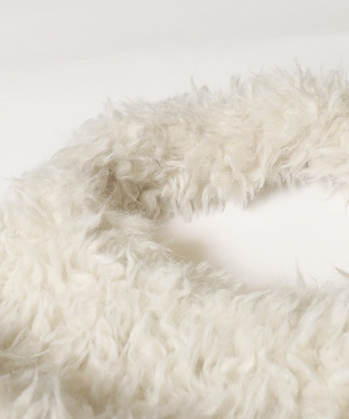 coca(coca)(コカ)の「プードルファーバッグ(ハンドバッグ・レディース・アイボリー/ブラック・ONE SIZE)」の17枚目の写真