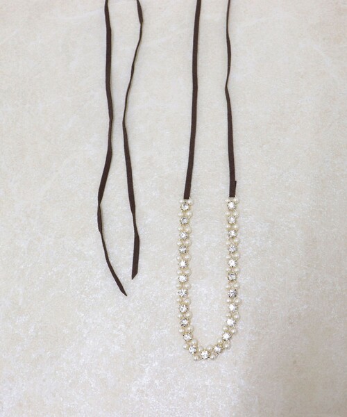 fredy emue（フレディエミュ）の「パールビジューコードチョーカー（チョーカー・レディース・ブラウン/ブラック・FREE）」の4枚目の写真
