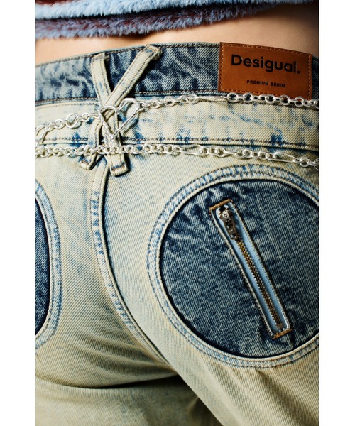 Desigual(デシグアル)の「ハートモチーフドレープチェーンベルト(ベルト・レディース・ブラック・FREE)」の2枚目の写真