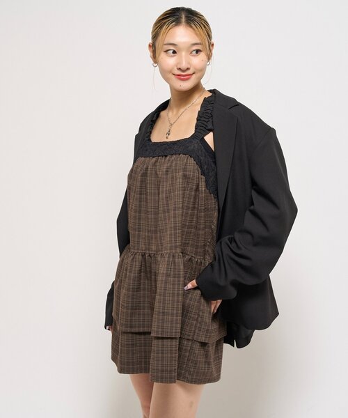 WHO'S WHO gallery（フーズフーギャラリー）の「ティアードミニワンピ（ワンピース・レディース・ブラック/ブラウン・FREE）」の3枚目の写真