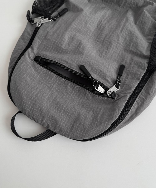 CANAL JEAN(キャナルジーン)の「El mar リップストップナイロンリュック(バックパック/リュック・レディース・グレー/パープル・ONE SIZE)」の9枚目の写真