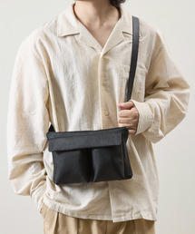 SLOW(�X���E)��SLOW �X���E / shrink -helmet body bag- �V�������N���U�[�V�����_�[�o�b�O ���v�w�����b�g�o�b�O / 858S76R(�V�����_�[�o�b�O)