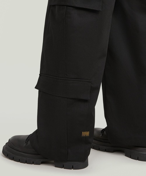 G-STAR（ジースター）の「R-5N 3D PLEATED CARGO/立体裁断ワイドルーズプリーツデザインカーゴパンツ（カーゴパンツ・メンズ・ダークブラック・29/30/30/30/28/30/33/30/34/30/31/30/32/30/36/30）」の5枚目の写真