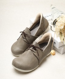 2ball（ツヴォル）の「ハンズフリー レースアップシューズ TB503（ローファー）」