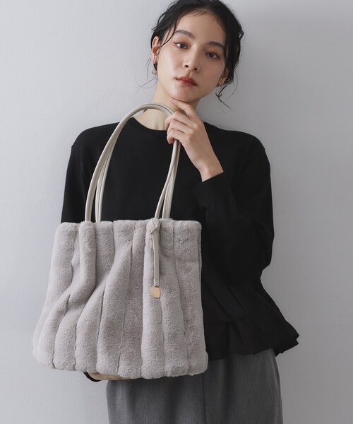 alafia セール】【A4サイズ対応／マチ付き】ストライプフェイクファートート