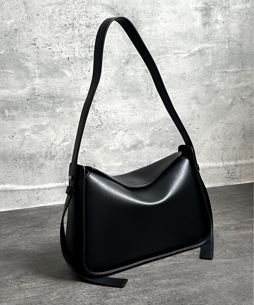 POUTOJOURU（ポートジュール）の「【ポートジュール】かぶせホーボーバッグ　ワンショルダー　軽量（ショルダーバッグ・レディース・ブラック/ブラウン/グレー・FREE）」の14枚目の写真