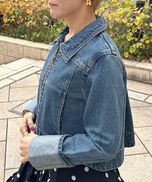 JENNE(ジェンヌ)の「ロールアップデニムジャケット(その他アウター・レディース・ブルー/ネイビー・SMALL/MEDIUM/LARGE)」の9枚目の写真