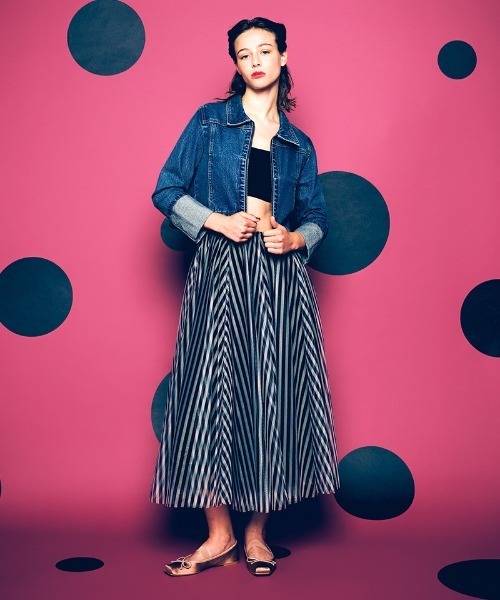 JENNE(ジェンヌ)の「ロールアップデニムジャケット(その他アウター・レディース・ブルー/ネイビー・SMALL/MEDIUM/LARGE)」の10枚目の写真
