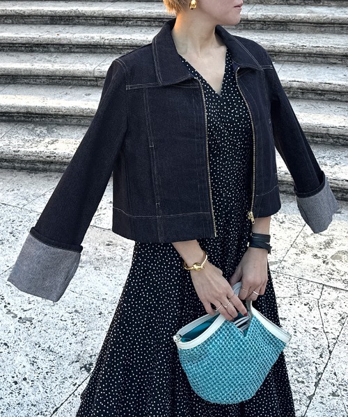 JENNE(ジェンヌ)の「ロールアップデニムジャケット(その他アウター・レディース・ブルー/ネイビー・SMALL/MEDIUM/LARGE)」の19枚目の写真