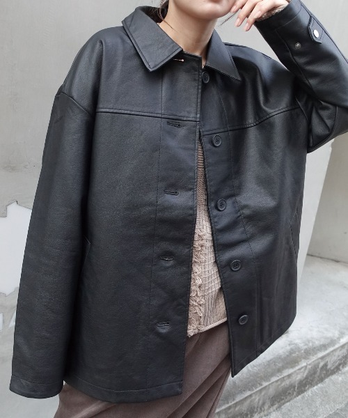 CORNERS(コーナーズ)の「フェイクレザーステンカラーショートコート(ライダースジャケット・レディース・ブラック・M)」の1枚目の写真