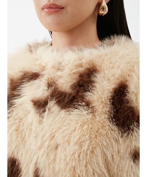 Mila Owen(ミラオーウェン)の「マルチマテリアルノーカラーファーコート(ノーカラーコート・レディース・ブラウン/ベージュ/マルチ・F)」の9枚目の写真