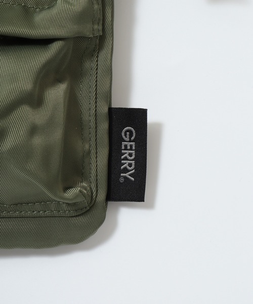 GERRY(ジェリー)の「GERRY ヘルメットバッグ ダブルポケットトート ショルダーバッグ 男女兼用(ショルダーバッグ・メンズ・ダークグリーン/ブラック・FREE)」の5枚目の写真