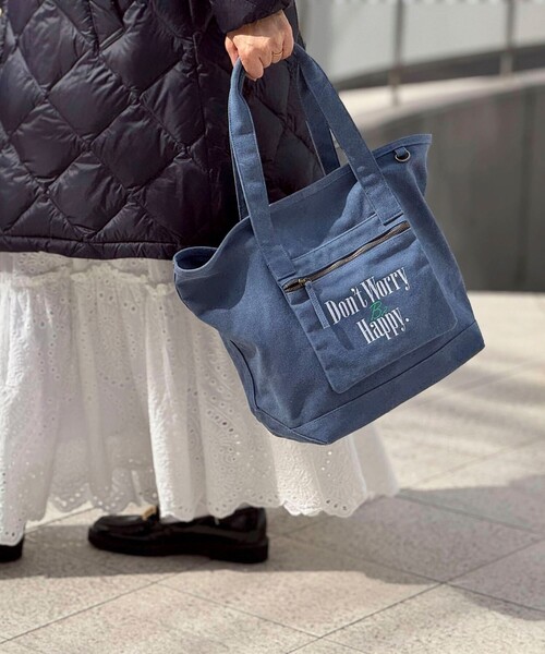 NOLLEY’S（ノーリーズ）の「キャンバスロゴ刺繍トートバッグ（トートバッグ・レディース・ブルー/ブラウン・FREE）」の3枚目の写真