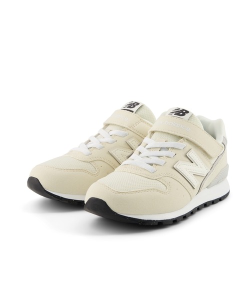 NEW BALANCE(ニューバランス)の「996 Bungee with Top Strap(スニーカー・キッズ・ブルー/レッド/ベージュ・17.5cm/19.0cm/19.5cm/20.0cm/22.0cm/22.5cm/23.0cm/23.5cm/24.0cm/24.5cm/25.0cm/18.0cm/18.5cm/20.5cm/21.0cm/21.5cm/17.0cm)」の6枚目の写真