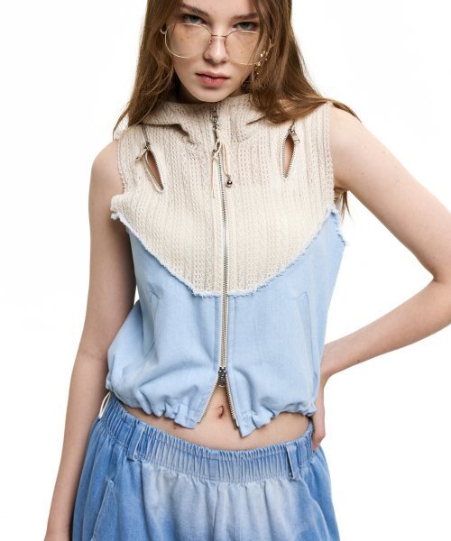 RSSC(アールエスエスシー)の「KNIT & DENIM HOOD ZIPUP VEST - IVORY/LIGHT DENIM(ベスト・レディース・その他・2/1)」の1枚目の写真