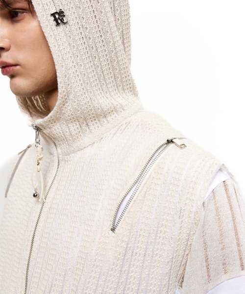 RSSC(アールエスエスシー)の「KNIT & DENIM HOOD ZIPUP VEST - IVORY/LIGHT DENIM(ベスト・レディース・その他・2/1)」の8枚目の写真