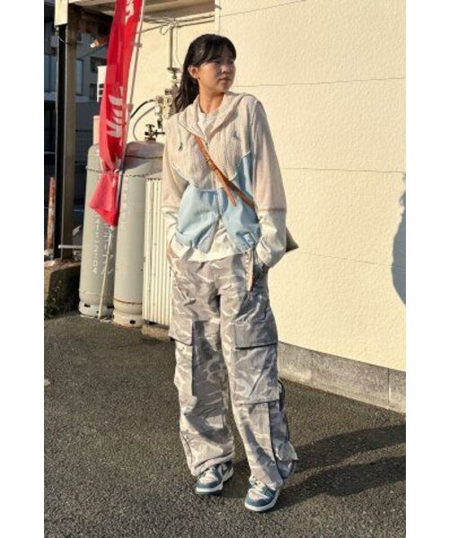 RSSC(アールエスエスシー)の「KNIT & DENIM HOOD ZIPUP VEST - IVORY/LIGHT DENIM(ベスト・レディース・その他・2/1)」の10枚目の写真