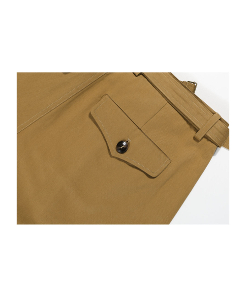 GUBIN（グビン）の「カーブドピンタックベルト付きチノパンツ（その他パンツ・レディース・その他・LARGE/MEDIUM）」の6枚目の写真
