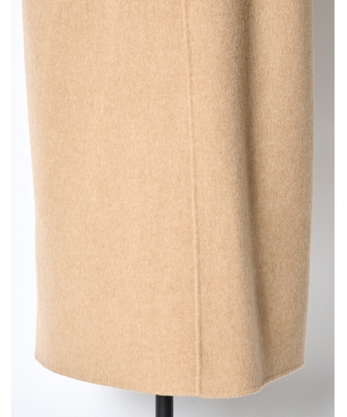RUMCHE(ラムシェ)の「Cutout Shoulder River Coat / カットアウトショルダーリバーコート(その他アウター・レディース・ブラック/ベージュ・FREE)」の14枚目の写真
