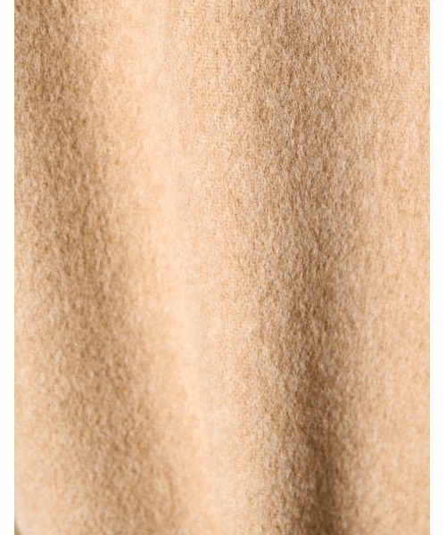 RUMCHE(ラムシェ)の「Cutout Shoulder River Coat / カットアウトショルダーリバーコート(その他アウター・レディース・ブラック/ベージュ・FREE)」の13枚目の写真