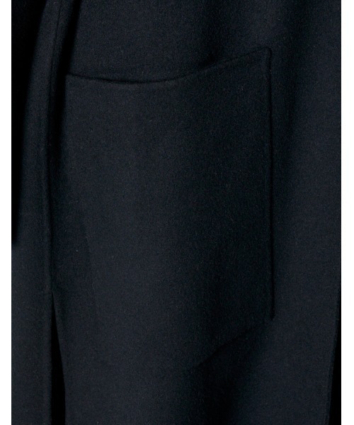 RUMCHE(ラムシェ)の「Cutout Shoulder River Coat / カットアウトショルダーリバーコート(その他アウター・レディース・ブラック/ベージュ・FREE)」の6枚目の写真