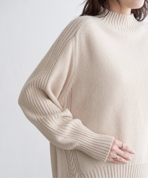 ikka（イッカ）の「【雑誌InRed1月号掲載】サイドスリットニットプルオーバー【親子コーデ】（ニット/セーター・レディース・チャコール/イエロー/ライトパープル/ベージュ/グリーン・M/L/S）」の16枚目の写真