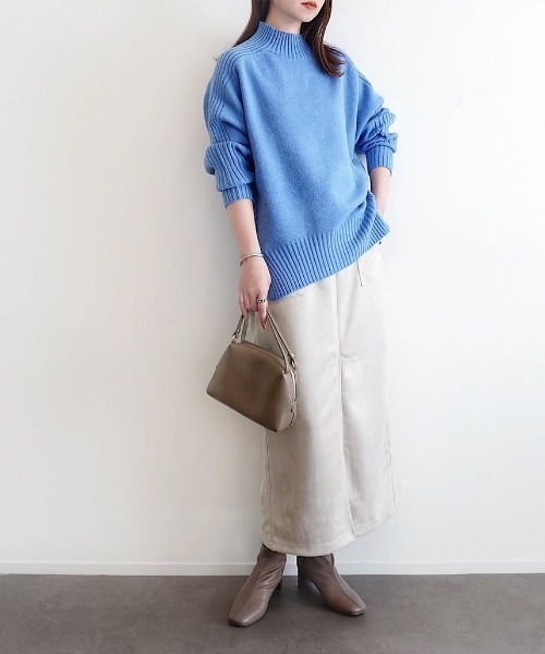 ikka(イッカ)の「【雑誌InRed1月号掲載】サイドスリットニットプルオーバー【親子コーデ】(ニット/セーター・レディース・チャコール/イエロー/ライトパープル/ベージュ/グリーン・M/L/S)」の11枚目の写真