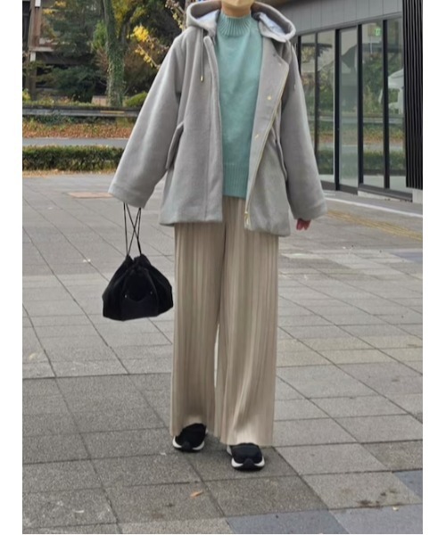 ikka(イッカ)の「【雑誌InRed1月号掲載】サイドスリットニットプルオーバー【親子コーデ】(ニット/セーター・レディース・チャコール/イエロー/ライトパープル/ベージュ/グリーン・M/L/S)」の7枚目の写真