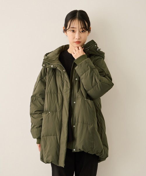 ketty(ケティ)の「ストレッチフードピュアダウンミドルコート(ダウンジャケット/コート・レディース・ブラック/ライトグレー/カーキ・M)」の18枚目の写真